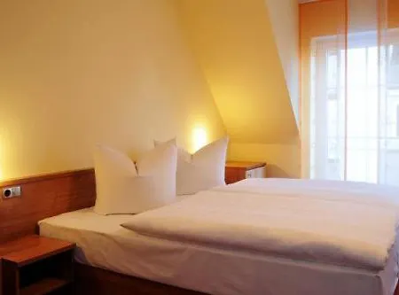 Hotel Zur Post 3*